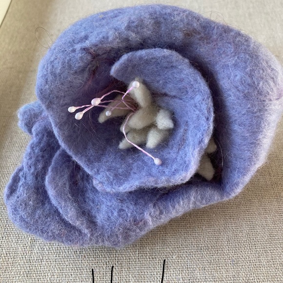 🐑 Hand Felted Floral Metal Barrettes Variety of Blooms to Choose Made From… - Picture 2 of 15